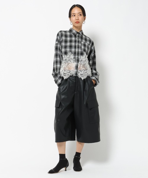 BAYFLOW(ベイフロー)の「【HEREIAM】レースコンビチェックシャツ(シャツ/ブラウス・レディース・ブラック系/ブラウン系・FREE)」の3枚目の写真