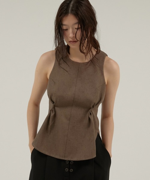 LA PEAU DE GEM(ラポドゥジェム)の「【LA PEAU DE GEM】 tuck c/n tops / タッククルーネックトップス(その他トップス・レディース・ブラウン/ベージュ・FREE)」の10枚目の写真