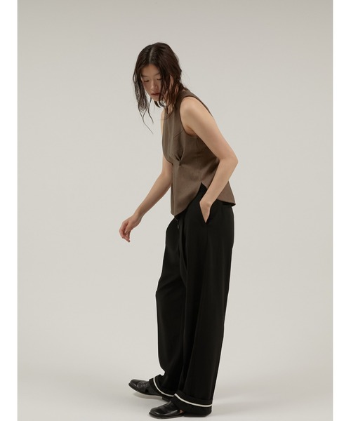 LA PEAU DE GEM(ラポドゥジェム)の「【LA PEAU DE GEM】 tuck c/n tops / タッククルーネックトップス(その他トップス・レディース・ブラウン/ベージュ・FREE)」の14枚目の写真