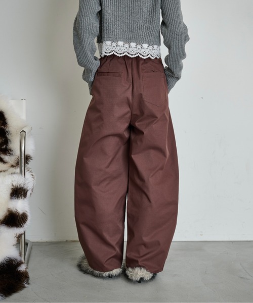 THE YOn(ザヨン)の「パイピングカーブパンツ(その他パンツ・レディース・チャコールグレー/ベージュ/ボルドー・S/M)」の12枚目の写真