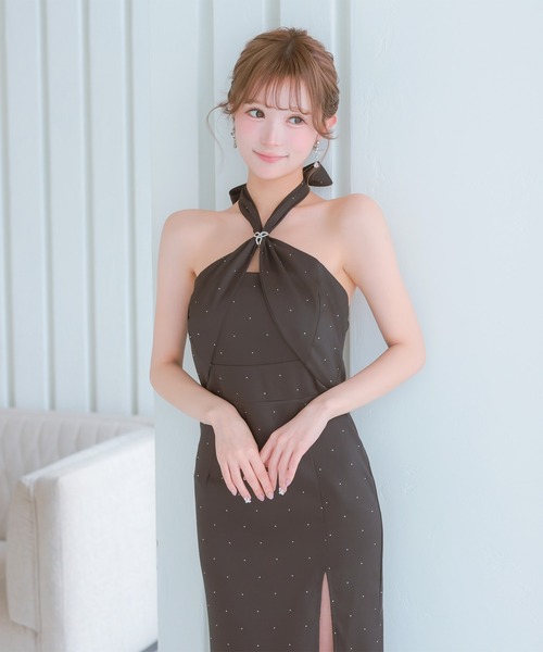Tika(ティカ)の「キャバドレス ロング フレア スリット ホルターネック ドット ビジュー セクシードレス(ドレス・レディース・ブラック・L/M/XL/XXXL)」の7枚目の写真