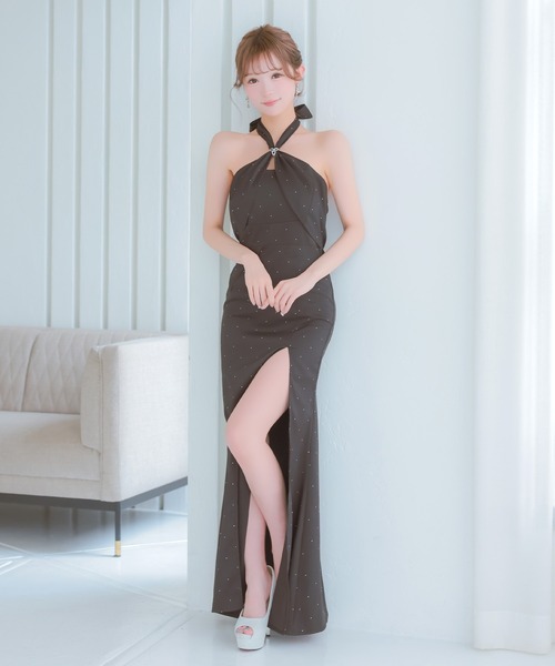 Tika(ティカ)の「キャバドレス ロング フレア スリット ホルターネック ドット ビジュー セクシードレス(ドレス・レディース・ブラック・L/M/XL/XXXL)」の9枚目の写真
