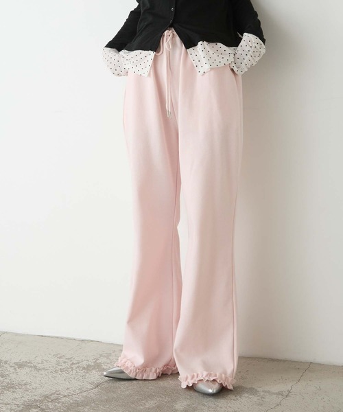 forksy.（フォルクシー）の「【forksy.】<エブリデイシリーズ>フリルヘム ダンボール イージーフレアパンツ（スウェットパンツ・レディース・チャコールグレー/ダークブラウン/ブラック/ライトピンク/杢グレー/アイボリー・M/L）」の6枚目の写真