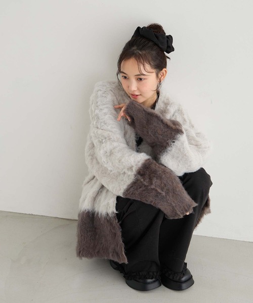 forksy.（フォルクシー）の「【forksy.】<エブリデイシリーズ>フリルヘム ダンボール イージーフレアパンツ（スウェットパンツ・レディース・チャコールグレー/ダークブラウン/ブラック/ライトピンク/杢グレー/アイボリー・M/L）」の17枚目の写真