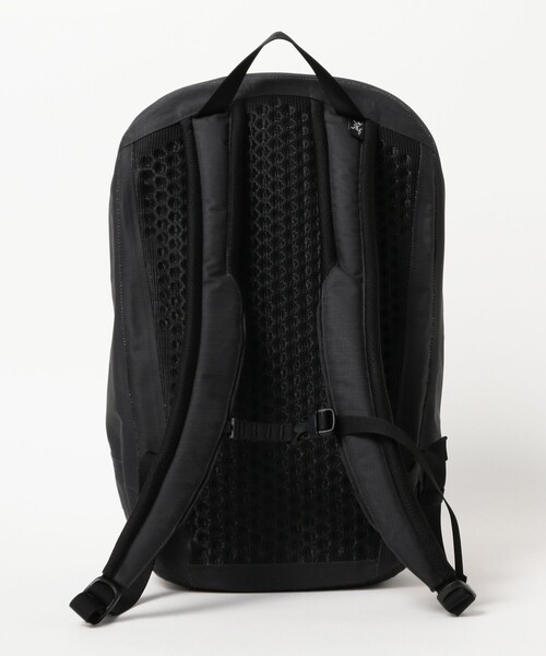 ARC'TERYX(アークテリクス)の「ARC’TERYX / Granville 16 Backpack(トートバッグ・メンズ・ブラック・ONE SIZE)」の3枚目の写真