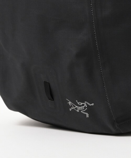 ARC'TERYX(アークテリクス)の「ARC’TERYX / Granville 16 Backpack(トートバッグ・メンズ・ブラック・ONE SIZE)」の4枚目の写真