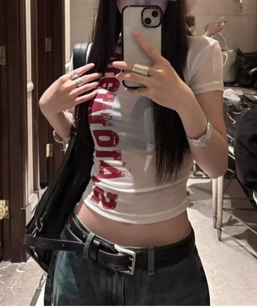 mul.（ムル）の「【TUNE】サイドロゴ半袖Tシャツ（Tシャツ/カットソー・レディース・ホワイト・FREE）」の3枚目の写真