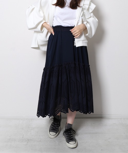 新品未使用　定価２.5万Re Verofonna 刺繍　ネイビー フレアスカート ブランド古着】フレアスカート（スカート）｜Re.Verofonna