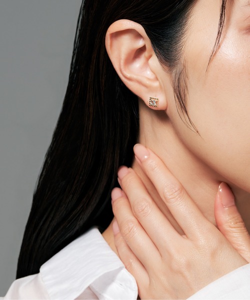 Jewel closet by L&Co.(ジュエルクローゼットバイエルアンドコー)の「K10 スクエア カラーストーン ピアス(ピアス(両耳用)・レディース・ゴールド系1/ゴールド系2/ゴールド系3/ゴールド系4/ゴールド系5・FREE)」の9枚目の写真