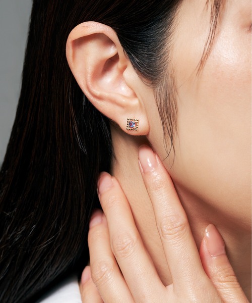 Jewel closet by L&Co.(ジュエルクローゼットバイエルアンドコー)の「K10 スクエア カラーストーン ピアス(ピアス(両耳用)・レディース・ゴールド系1/ゴールド系2/ゴールド系3/ゴールド系4/ゴールド系5・FREE)」の19枚目の写真