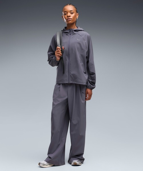 PUMA(プーマ)の「PUMA プーマ ウィメンズ プーマテック センス 4ウェイ ストレッチ リラック(その他パンツ・レディース・ダークグレー/ブラック×レッド・MEDIUM/X-LARGE/LARGE)」の1枚目の写真