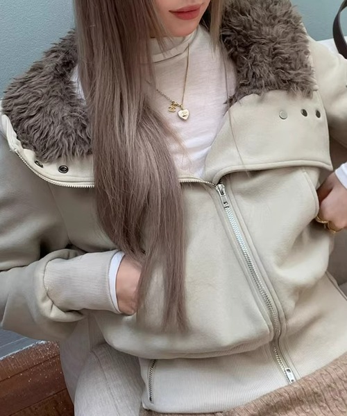 AMAJI(アマジ)の「ファーカラー ショート丈 スリムジャケット(その他アウター・レディース・ブラウン/グレー・SMALL/MEDIUM/LARGE/X-LARGE)」の1枚目の写真