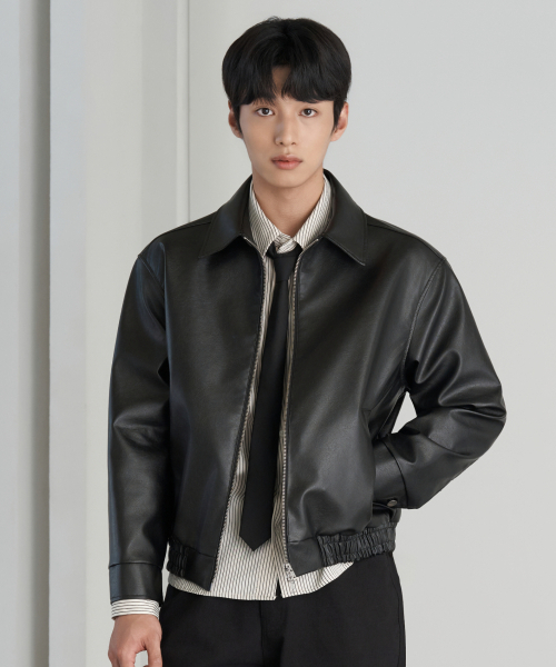 HYOJI(ヒョージ)の「26 FW レザーミニマルブルゾン クロップドジャケット(ブラック)(ライダースジャケット・メンズ・ブラック・M/L)」の3枚目の写真