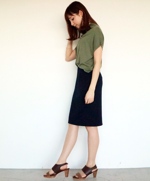 N.（N. Natural Beauty Basic）（エヌエヌナチュラルビューティーベーシック）の「ボートネックニット（ニット/セーター・レディース・ネイビー/ホワイト/カーキ・MEDIUM）」の10枚目の写真