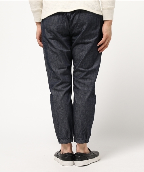 ikka（イッカ）の「インディゴデニムジョガーパンツ（デニムパンツ・メンズ・ネイビー・LARGE/MEDIUM/X-LARGE/SMALL）」の3枚目の写真