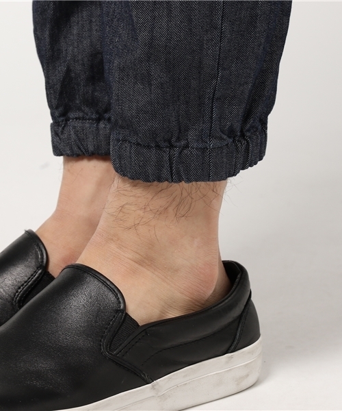 ikka（イッカ）の「インディゴデニムジョガーパンツ（デニムパンツ・メンズ・ネイビー・LARGE/MEDIUM/X-LARGE/SMALL）」の8枚目の写真