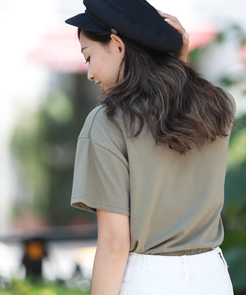 Denime(ドゥニーム)の「ARMYプリントフラワー刺繍Tシャツ(Tシャツ/カットソー・レディース・カーキ/オフホワイト・FREE)」の12枚目の写真