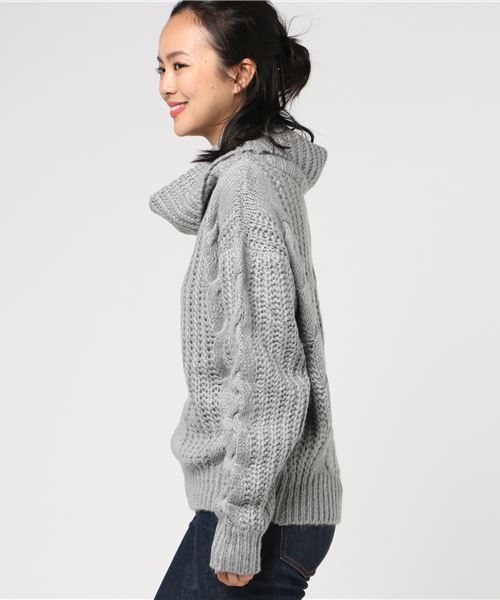 STYLEBLOCK（スタイルブロック）の「ケーブル編みオフタートルニットセーター（ニット/セーター・レディース・パープル/グレー/キャメル/グリーン・FREE）」の5枚目の写真