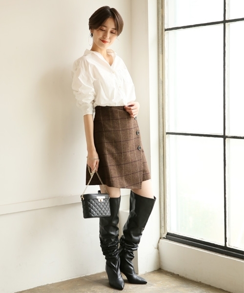 LOWRYS FARM（ローリーズファーム）の「レギュラーシャツロングスリーブ 804833（シャツ/ブラウス・レディース・ブラック/オフホワイト/カーキ/ブラック系その他/ベージュ系その他/ブルー系その他/ベージュ/ストライプ/ブルー・MEDIUM/LARGE）」の20枚目の写真