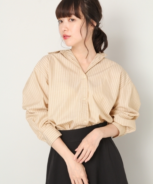 LOWRYS FARM（ローリーズファーム）の「レギュラーシャツロングスリーブ 804833（シャツ/ブラウス・レディース・ブラック/オフホワイト/カーキ/ブラック系その他/ベージュ系その他/ブルー系その他/ベージュ/ストライプ/ブルー・MEDIUM/LARGE）」の10枚目の写真