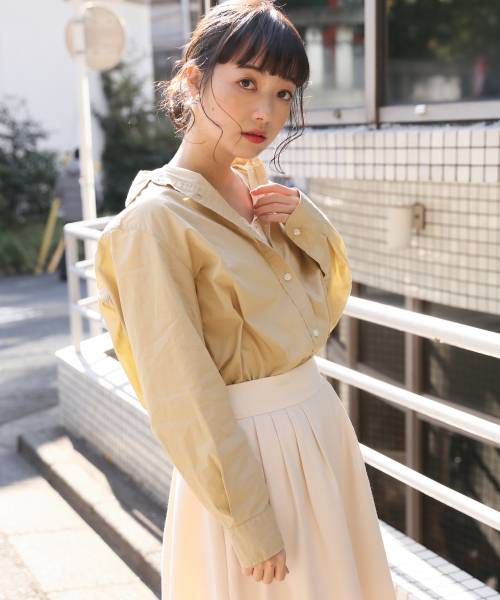 LOWRYS FARM（ローリーズファーム）の「レギュラーシャツロングスリーブ 804833（シャツ/ブラウス・レディース・ブラック/オフホワイト/カーキ/ブラック系その他/ベージュ系その他/ブルー系その他/ベージュ/ストライプ/ブルー・MEDIUM/LARGE）」の5枚目の写真