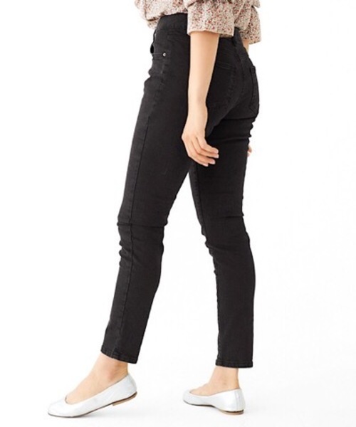 flower(フラワー)の「グルーヴィースキニーパンツ(デニムパンツ・レディース・ブラック・SMALL/MEDIUM)」の6枚目の写真