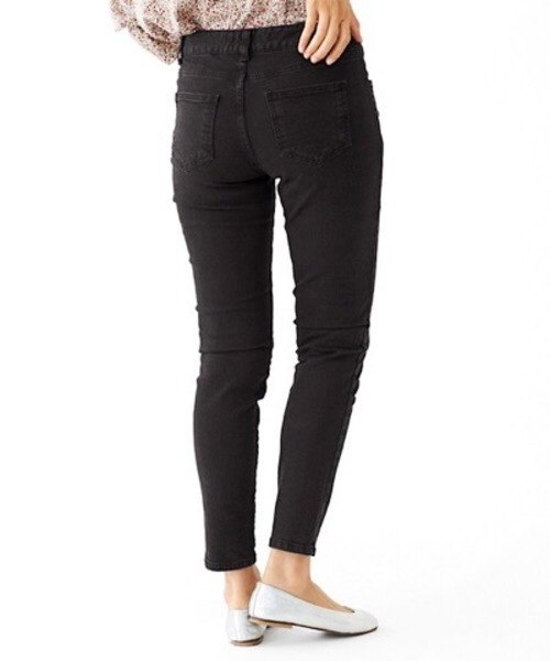 flower(フラワー)の「グルーヴィースキニーパンツ(デニムパンツ・レディース・ブラック・SMALL/MEDIUM)」の5枚目の写真