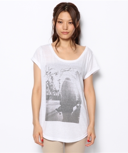 laule'a sunny side store(ラウレアサニーサイドストア)の「モノクロサンセットフォトTee(Tシャツ/カットソー・レディース・ホワイト・FREE)」の3枚目の写真