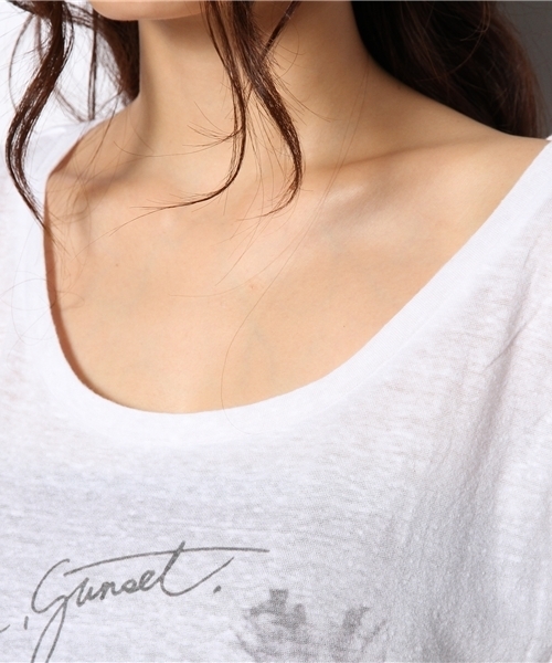laule'a sunny side store(ラウレアサニーサイドストア)の「モノクロサンセットフォトTee(Tシャツ/カットソー・レディース・ホワイト・FREE)」の6枚目の写真