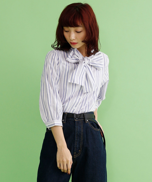 merlot(メルロー)の「チェック・ストライプ柄ボウタイリボン襟ブラウス3090(シャツ/ブラウス)」|ブルー