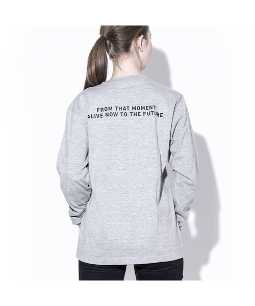 KLON(クローン)の「KLON LONG T MESSAGE & LOGO GRAY(Tシャツ/カットソー・レディース・グレー・S/M/L)」の2枚目の写真