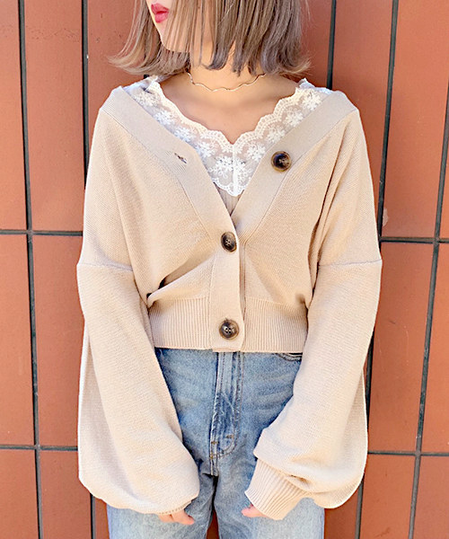 apres jour（アプレジュール）の「テンジクうら編みⅤカーディガン【ZOZOTOWN限定アイテム】（カーディガン/ボレロ・レディース・ベージュ/オフホワイト/カーキ/ラベンダー/ライトベージュ/ブルー・フリー）」の4枚目の写真