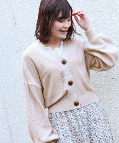 apres jour（アプレジュール）の「テンジクうら編みⅤカーディガン【ZOZOTOWN限定アイテム】（カーディガン/ボレロ・レディース・ベージュ/オフホワイト/カーキ/ラベンダー/ライトベージュ/ブルー・フリー）」の15枚目の写真