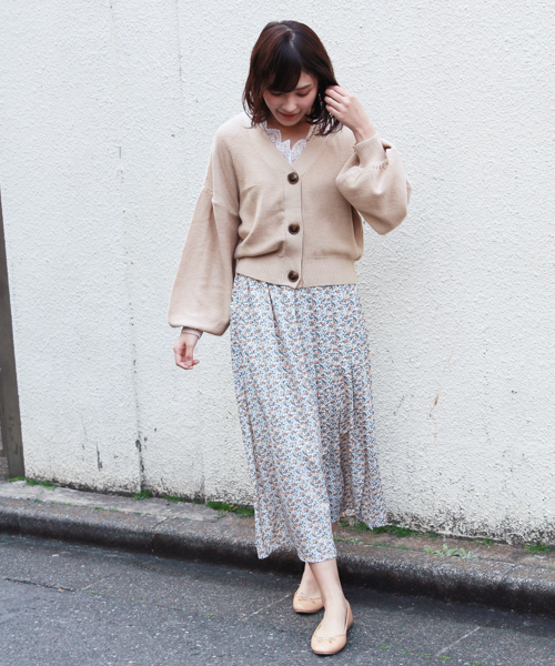 apres jour（アプレジュール）の「テンジクうら編みⅤカーディガン【ZOZOTOWN限定アイテム】（カーディガン/ボレロ・レディース・ベージュ/オフホワイト/カーキ/ラベンダー/ライトベージュ/ブルー・フリー）」の18枚目の写真