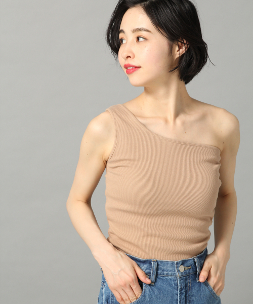 LOWRYS FARM（ローリーズファーム）の「ワンショルタンク　836245（タンクトップ・レディース・ブラック/ベージュ/オフホワイト・FREE）」の14枚目の写真