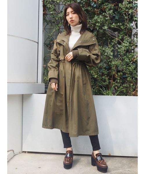 MURUA(ムルーア)の「ウエストシェイプマウンテンフーディー(その他アウター)」|カーキ