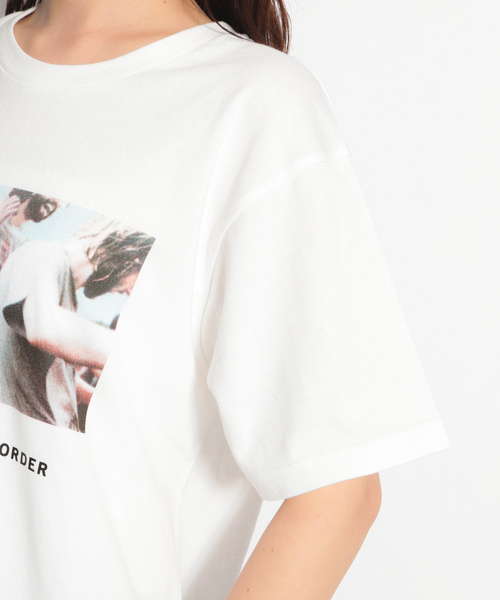 niko and...（ニコアンド）の「オーディエンスフォトＴシャツ（Tシャツ/カットソー・レディース・オフホワイト/チャコール/ホワイト・MEDIUM/LARGE）」の13枚目の写真