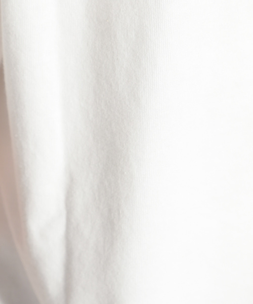 niko and...（ニコアンド）の「オーディエンスフォトＴシャツ（Tシャツ/カットソー・レディース・オフホワイト/チャコール/ホワイト・MEDIUM/LARGE）」の17枚目の写真