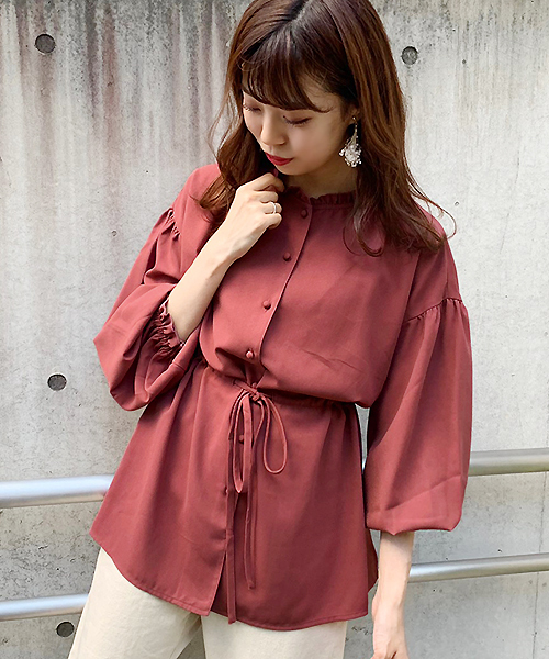 apres jour(アプレジュール)の「フリルネックドロストチュニック【ZOZOTOWN限定アイテム】(シャツ/ブラウス・レディース・モカ/スモークピンク/ライトベージュ・フリー)」の5枚目の写真