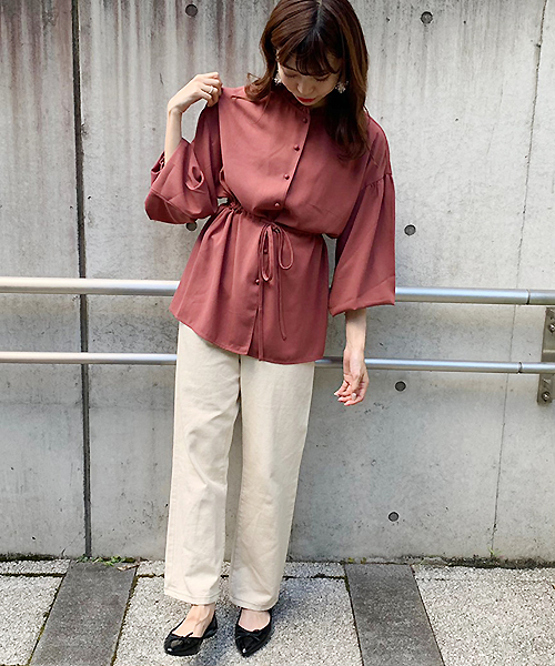 apres jour(アプレジュール)の「フリルネックドロストチュニック【ZOZOTOWN限定アイテム】(シャツ/ブラウス・レディース・モカ/スモークピンク/ライトベージュ・フリー)」の7枚目の写真