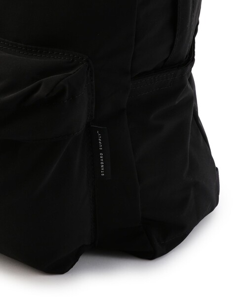 STANDARD SUPPLY(スタンダードサプライ)の「STANDARD SUPPLY: 60/40(ロクヨン)クロス デイリー デイパック(バックパック/リュック・メンズ・ブラック/グレー/グリーン/ネイビー/レッド/ホワイト/ブルー/オリーブ/ナチュラル・ONE SIZE)」の17枚目の写真