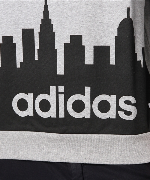 adidas Originals（アディダスオリジナルス）の「adidas