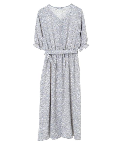 earth music&ecology（アースミュージックアンドエコロジー）の「花柄ガウンワンピース ＊（ワンピース・レディース・ベージュ/グリーン/サックスブルー・FREE）」の13枚目の写真