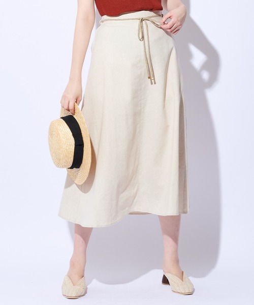 natural couture（ナチュラルクチュール）の「リネン混フレアロングスカート（スカート・レディース・ブラック/カーキ/イエロー/ライトベージュ/レンガ・FREE）」の3枚目の写真