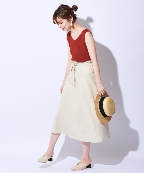 natural couture（ナチュラルクチュール）の「リネン混フレアロングスカート（スカート・レディース・ブラック/カーキ/イエロー/ライトベージュ/レンガ・FREE）」の15枚目の写真