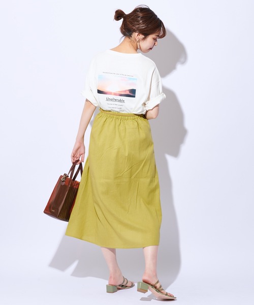 natural couture（ナチュラルクチュール）の「リネン混フレアロングスカート（スカート・レディース・ブラック/カーキ/イエロー/ライトベージュ/レンガ・FREE）」の7枚目の写真