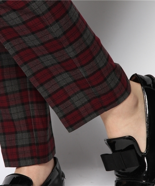 Ray BEAMS（レイビームス）の「Ray BEAMS / チェック ストレッチ クロップド（その他パンツ・レディース・オフホワイト/グレー/ネイビー・0/1）」の6枚目の写真