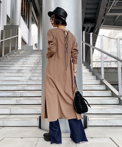 PAGEBOY（ページボーイ）の「バックレースアップワンピース（ワンピース・レディース・ブラック/ブラウン/グレイッシュベージュ・FREE）」の9枚目の写真