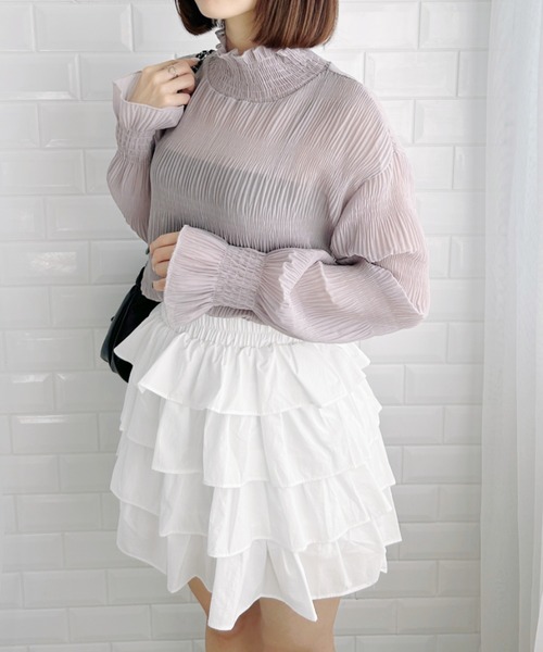 Loueme(ルエム)の「シャーリングシアーブラウス(シャツ/ブラウス・レディース・ホワイト/ブラック/アイボリー/ベージュ/イエロー/グレー・FREE)」の13枚目の写真