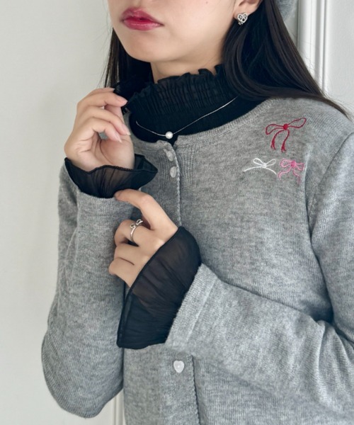 Loueme(ルエム)の「シャーリングシアーブラウス(シャツ/ブラウス・レディース・ホワイト/ブラック/アイボリー/ベージュ/イエロー/グレー・FREE)」の16枚目の写真